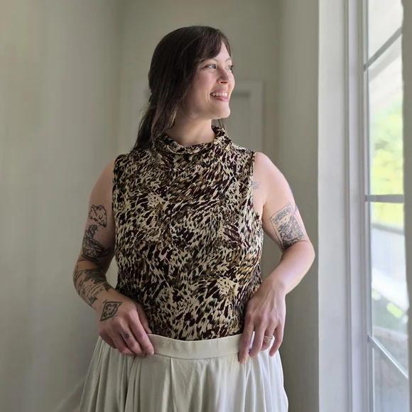 Vintage Leopard Print Sleeveless Top - Picture 3 of 6